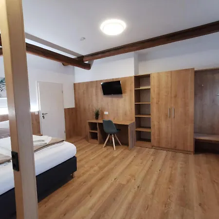 Lebererhof - Xl2 アパート Roßtal